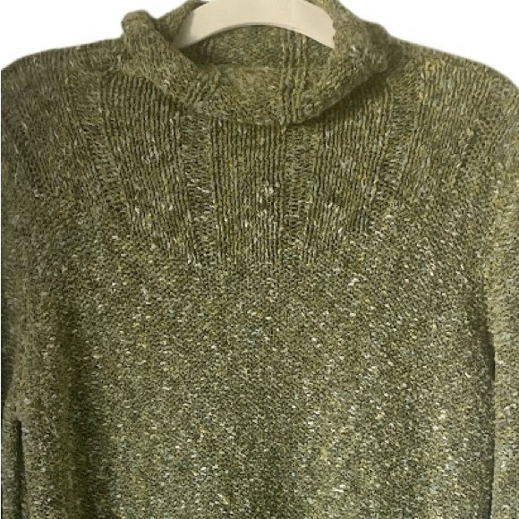 J Jill | Multi-Tweed Ribbed Turtleneck Sweater. Olive speckle color. Size Medium - Picture 4 of 7